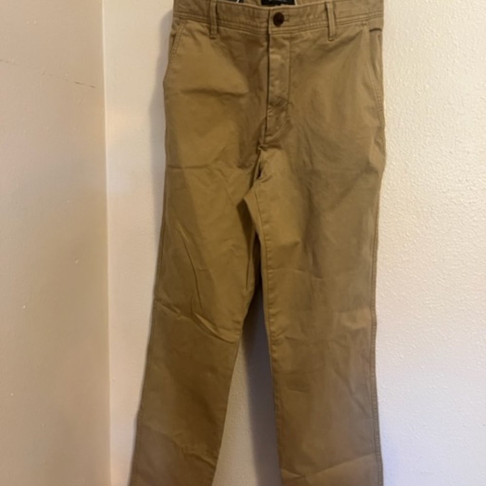 NWT, size 6 tan chino pants from Banana Republic